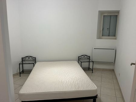 Location Appartement 2 pièces 46m² - Photo 2