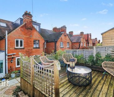 2 bedroom end of terrace house to rent - Photo 4