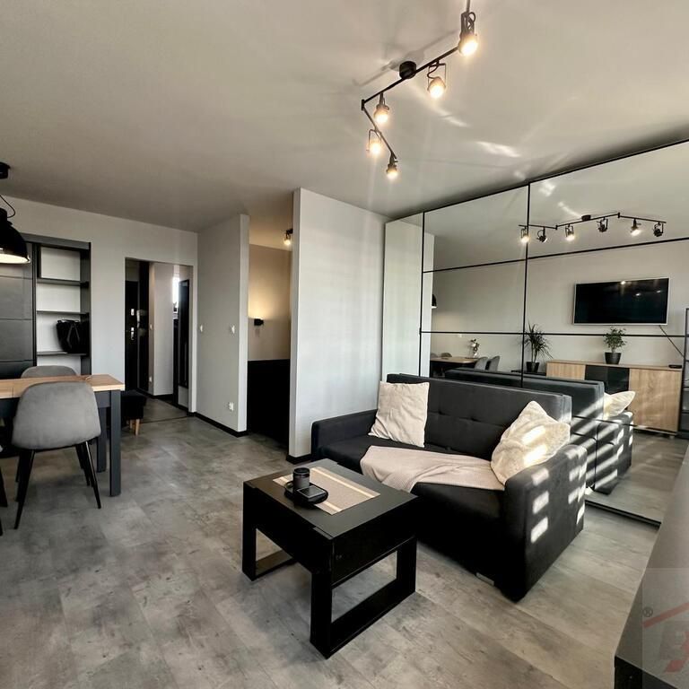 Jasne Błonia kawalerka na wynajem po remoncie (439119) - Photo 1