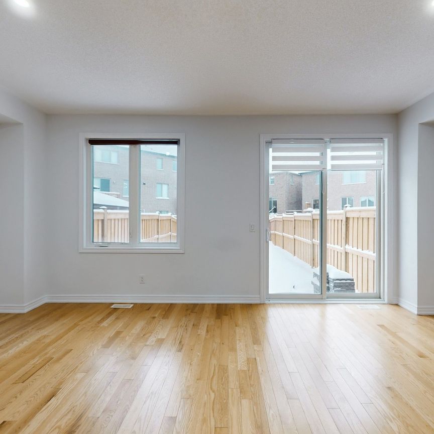 For Lease - 69 Seedling Crescent, Whitchurch-Stouffville, Ontario - Photo 1