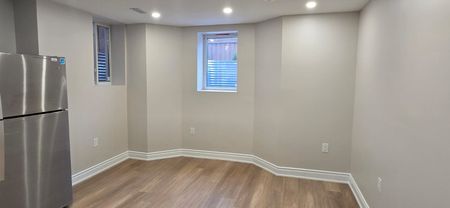 For Lease - 389-1 Nairn Circle Unit# Bsmt., Milton, Ontario - Photo 4