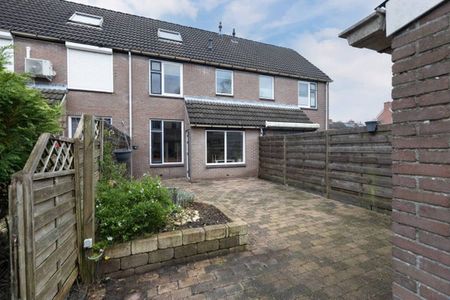 Te huur: Huis Kastanjelaan in Hellevoetsluis - Foto 4