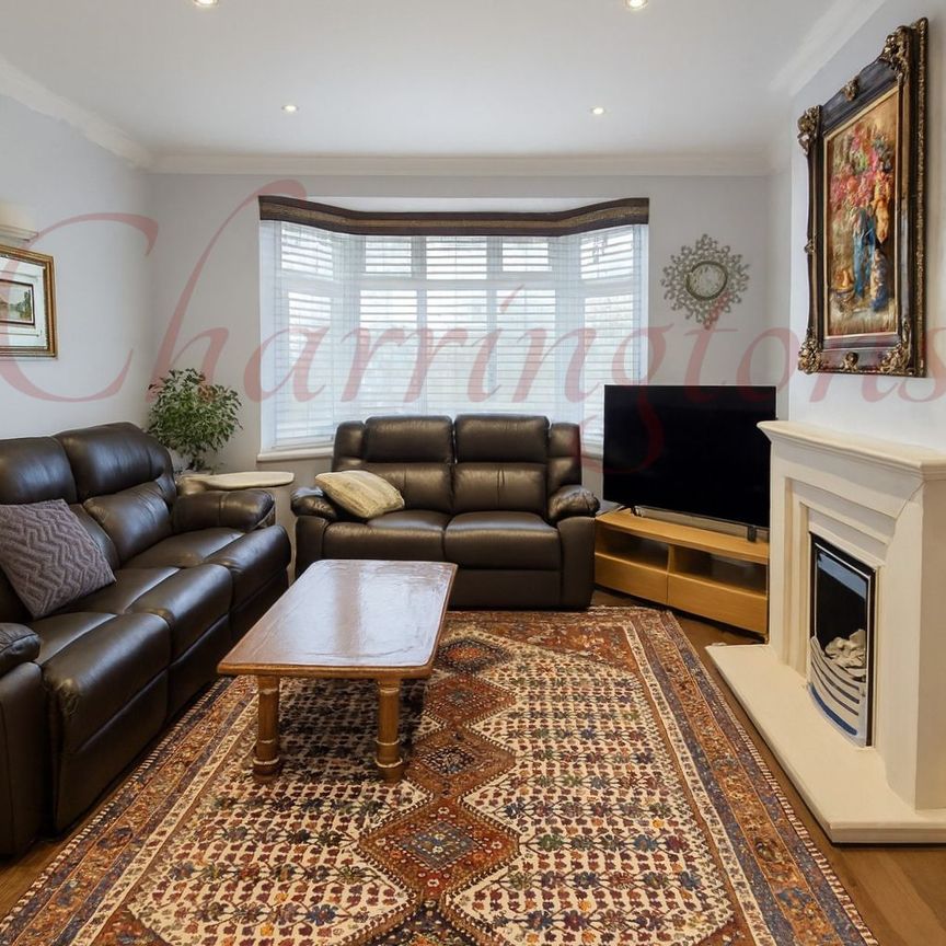 SPACIOUS 5 BEDROOM SEMI-DETACHED HMO AVAILABLE FOR COMPANY LET - Photo 1