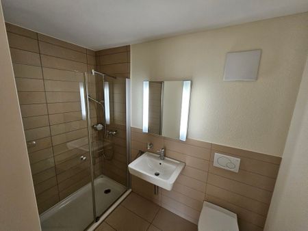 4.5-room apartment in the residential park Leuenfeld - Photo 2