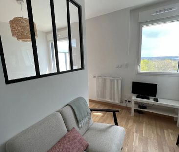 Location Appartement 1 pièce 26m² - Photo 2