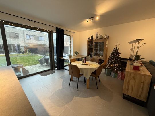 Ruime woning in rustige buurt te Merchtem - Foto 1