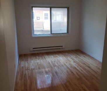 2 CH - 1 SDB - Saint-Laurent - $1,350 /mo - Photo 2