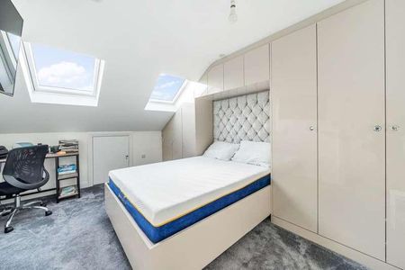 Slough, Berkshire, SL1 - Photo 3