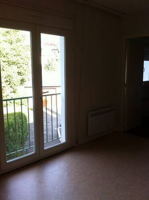 Location appartement t1 31 m² à Marcillac-Vallon (12330) - Photo 1