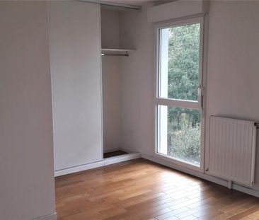 location Appartement F3 DE 62.93m² À CERGY - Photo 2