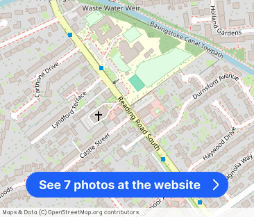 Reading Road South, Fleet - Photo 1