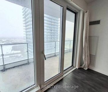 Highway 7/Jane-Bright 1Bd+Den Open Concept & Locker - Photo 2