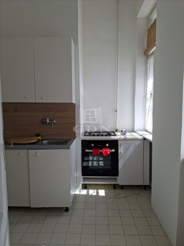 Kiadó átlagos állapotú lakás - Szeged - Fotó 3