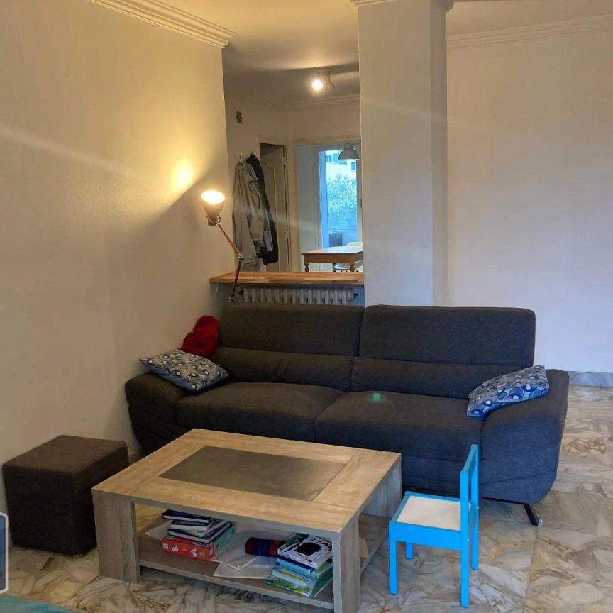 Appartement à louer 4 pièces 107.76m² - Photo 1