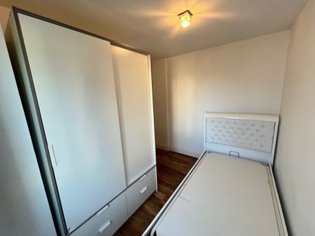 Hornbeams, Harlow - Photo 5