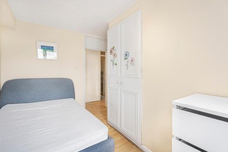 2 bedroom apartment to rent - Photo 4