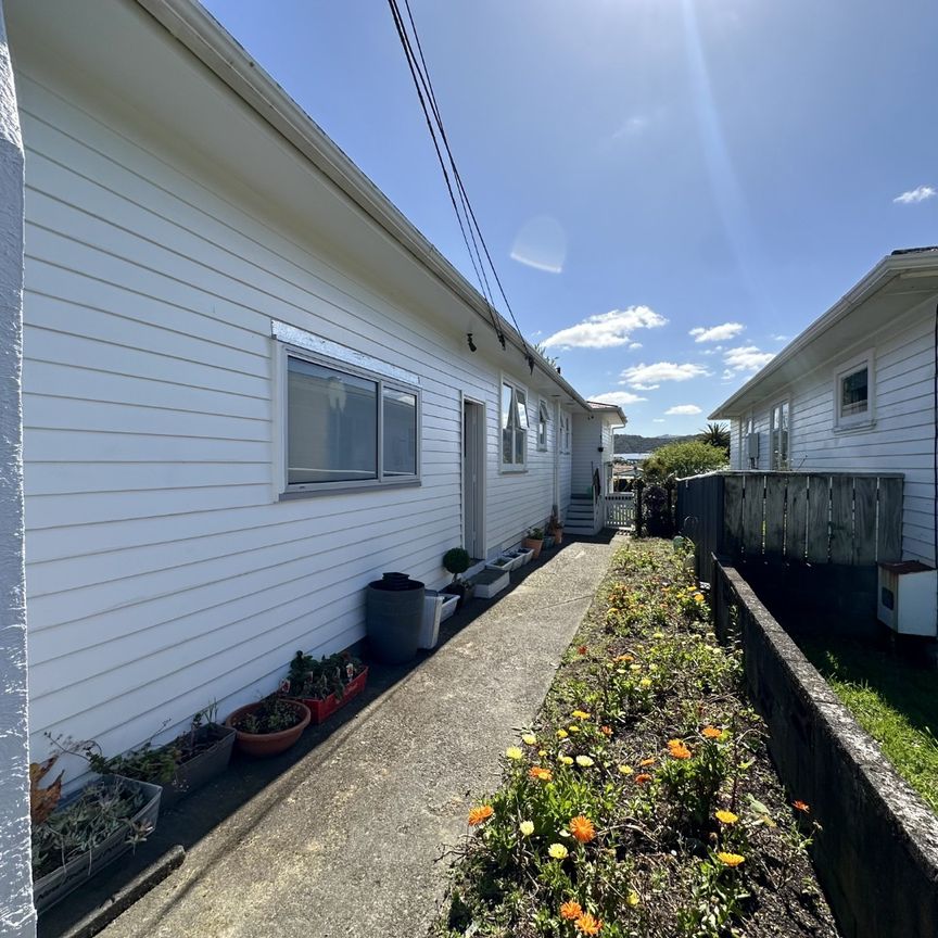 Sunny 3-Bedroom Home in Wainuiomata - Photo 1