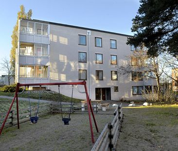 Härbrevägen 5, Skogås - Photo 1