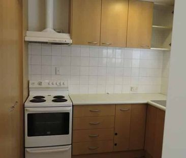 Townhouse for rent - Photo 4