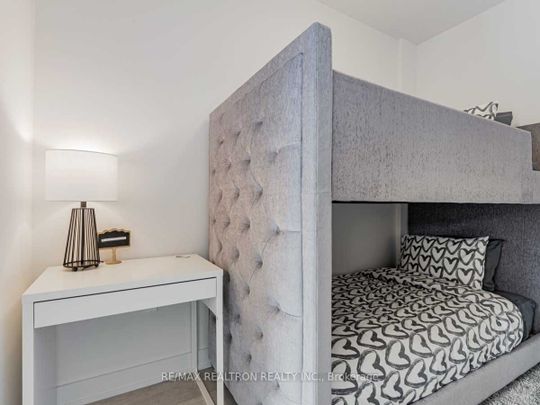 For Lease - 375 Sea Ray Avenue Unit# 322, Innisfil, Ontario - Photo 1