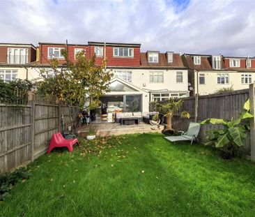 4 bedroom terraced house to rent - Photo 4