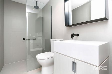 917/33 Blackwood Street, North Melbourne - Photo 4