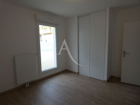 Location Appartement 3 pièces 60m² - Photo 2