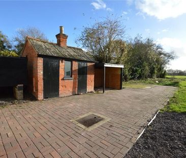 Good Easter, Chelmsford, Essex - Photo 4