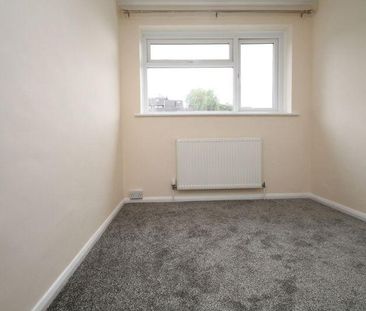 3 bedroom end of terrace house to rent - Photo 6