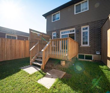 For Lease - 112 Mount Pleasant Street Unit# B, Brantford, Ontario - Photo 4