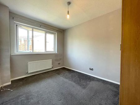 3 bedroom terraced house to rent - Photo 2