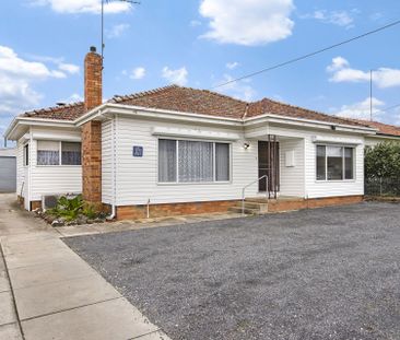 15 Hamlet Street, Wendouree - Photo 5