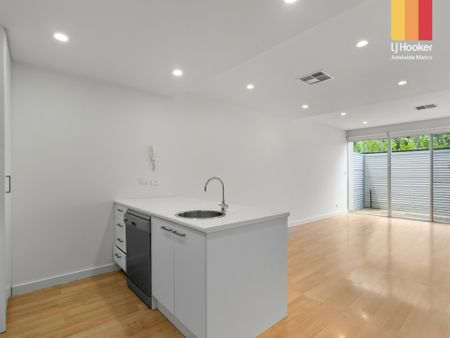 2/1 West Street, Hindmarsh - Photo 5