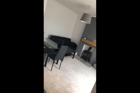 3 Bed Semi-Detached House, Stanfell Road, LE2 - Photo 2