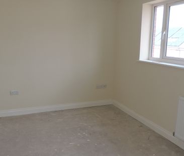 4 Bed Mid Terrace Meynell Road Leicester LE5 - Ace Properties - Photo 6