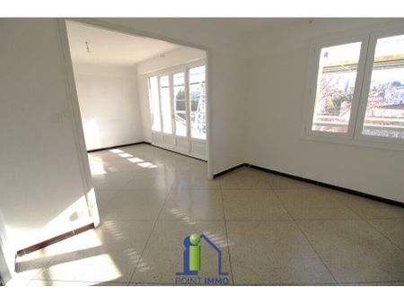 Appartement 3 pièces 62m2 MARSEILLE 4EME 900 euros - Photo 4