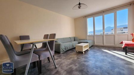 Appartement à louer 4 pièces 74m² - Photo 3