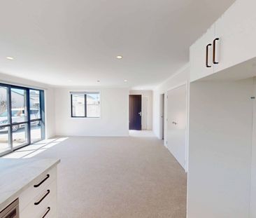 Gonville - 3 Bedrooms - Photo 3