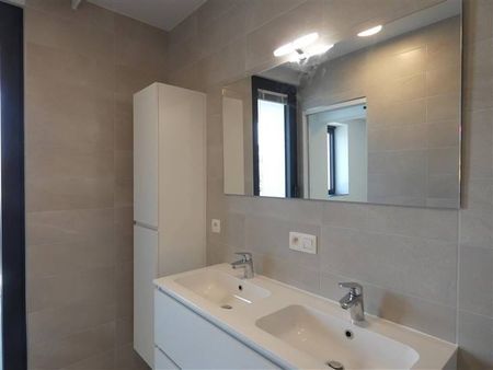 Appartement te huur - Foto 5