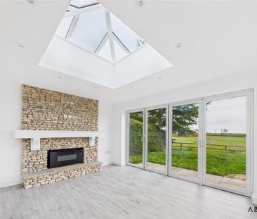 4 bedroom detached house to rent - Photo 1