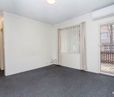 Convenient Ground Floor Living Close to Penrith CBD - Photo 1