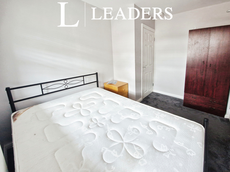 1 bedroom property to rent Pugh Place, Stanford-le-Hope, Essex, SS17 - Photo 2