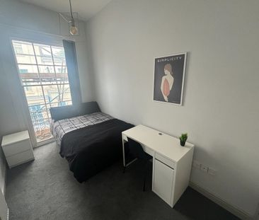 10 Bed Student Accommodation - Photo 1