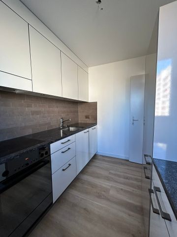 "Modern - Grosszügig - in grüner Umgebung" - Photo 3