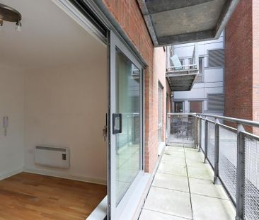 1 bedroom apartment to rent - Photo 2