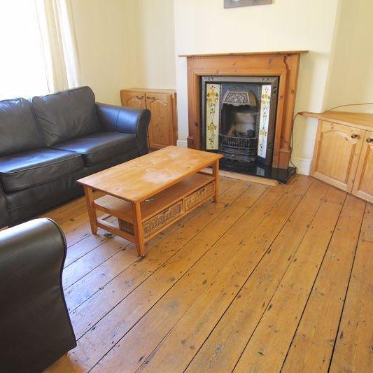 4 bedroom terraced house to rent - Photo 1