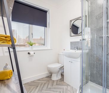 Room 4 – Nuneaton - Photo 5