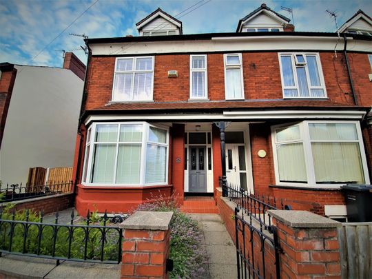 Room in a Shared House, Denstone Road, M6 - Photo 1