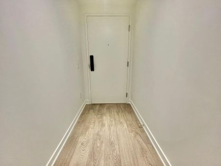 For Lease - 28 Ann Street Unit# 522, Mississauga, Ontario - Photo 3