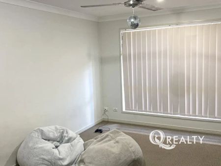 “🏡Large 5 Bedroom Low-set Family Home in Forest Lake!” - Photo 3